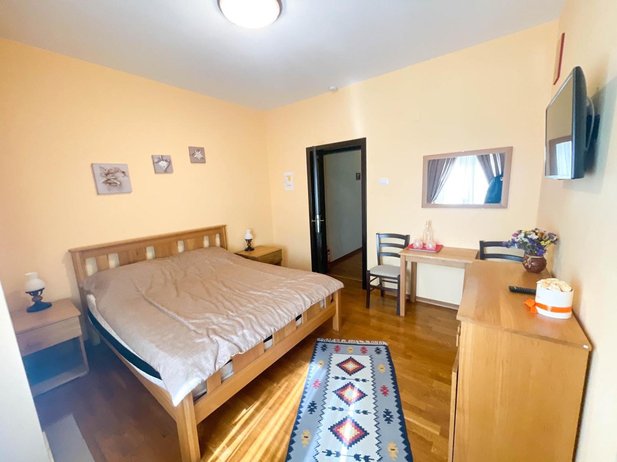 Pensiunea Tania-Nora Alexandru cel Bun Exterior foto